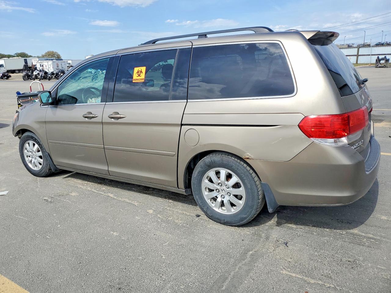 2010 HONDA ODYSSEY EXL photo 3