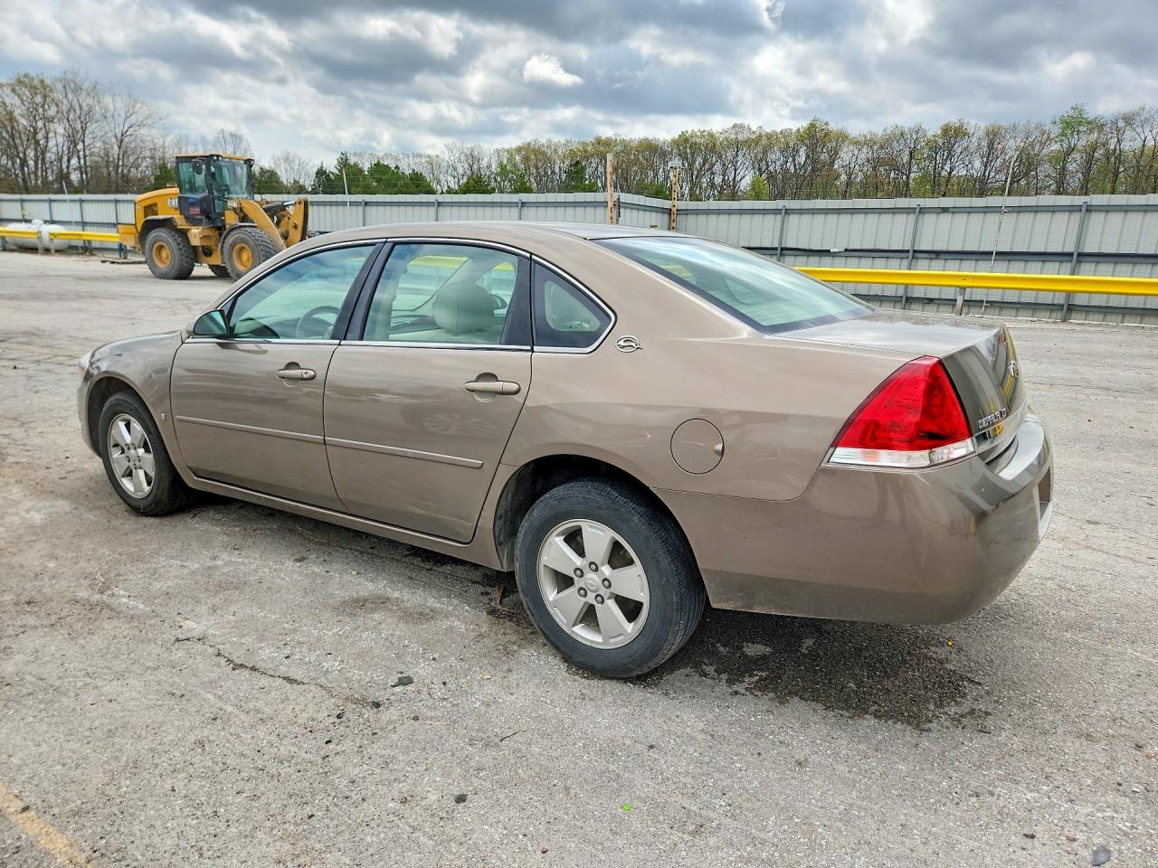 2007 CHEVROLET IMPALA LT photo 2