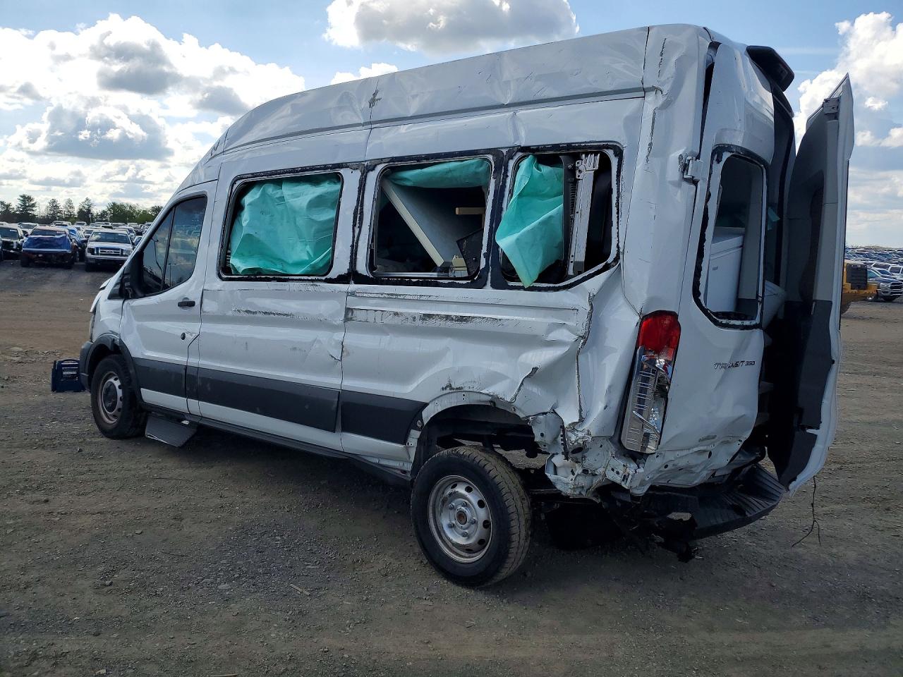 2025 FORD TRANSIT T-350 photo 3