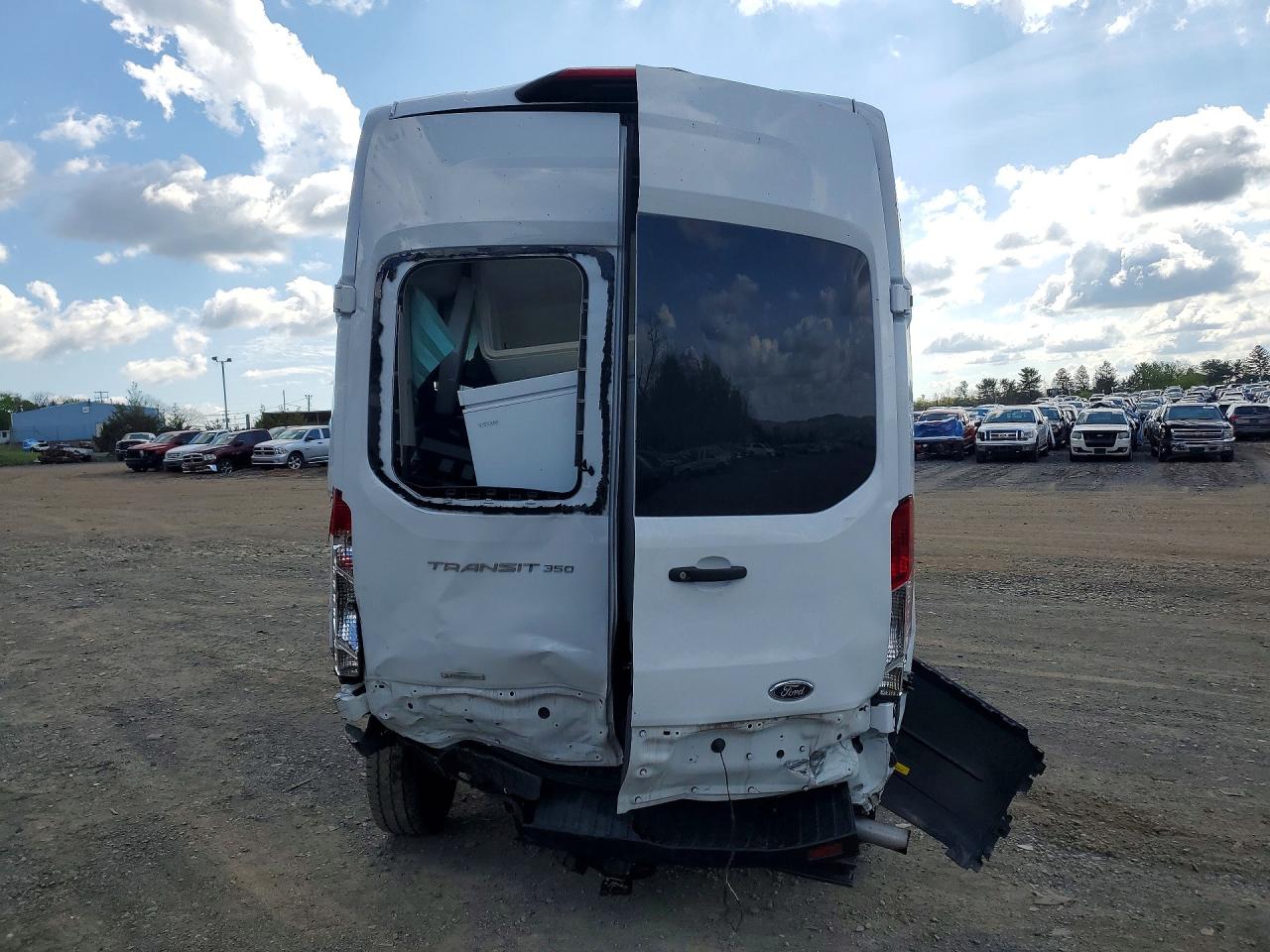 2025 FORD TRANSIT T-350 photo 11