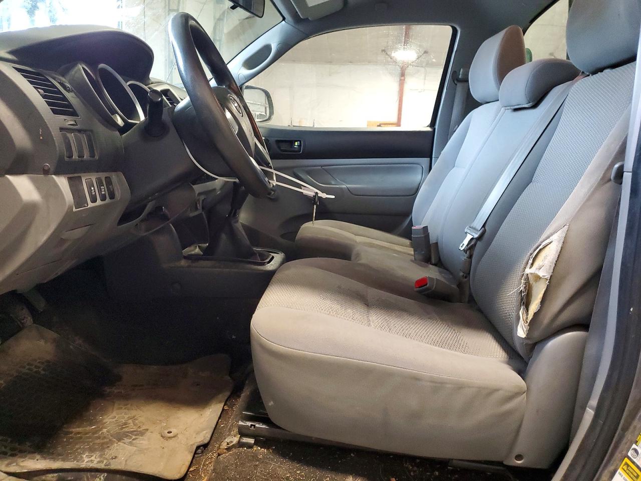 2012 TOYOTA TACOMA BASE photo 19