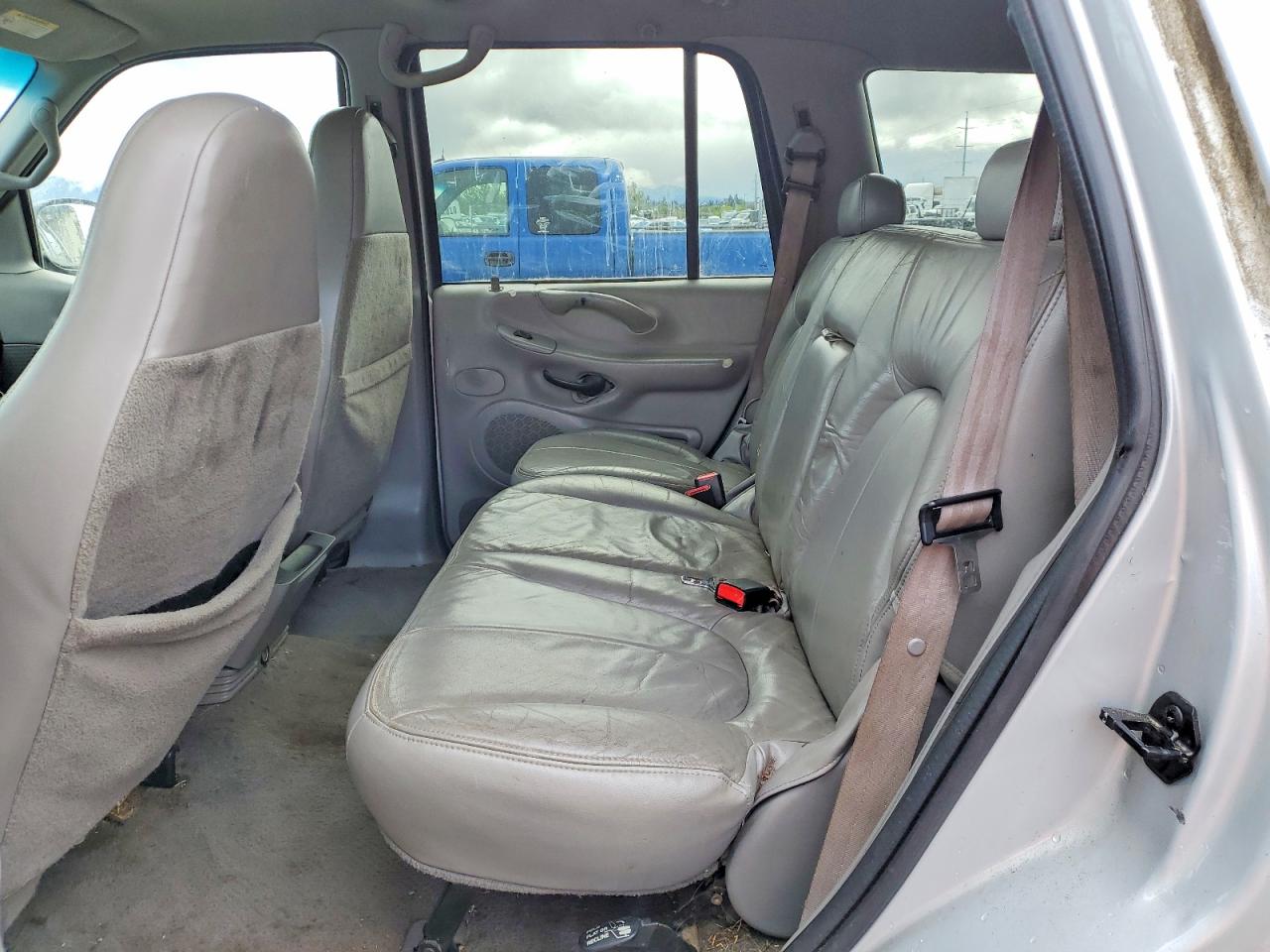 2002 FORD EXPEDITION XLT photo 31