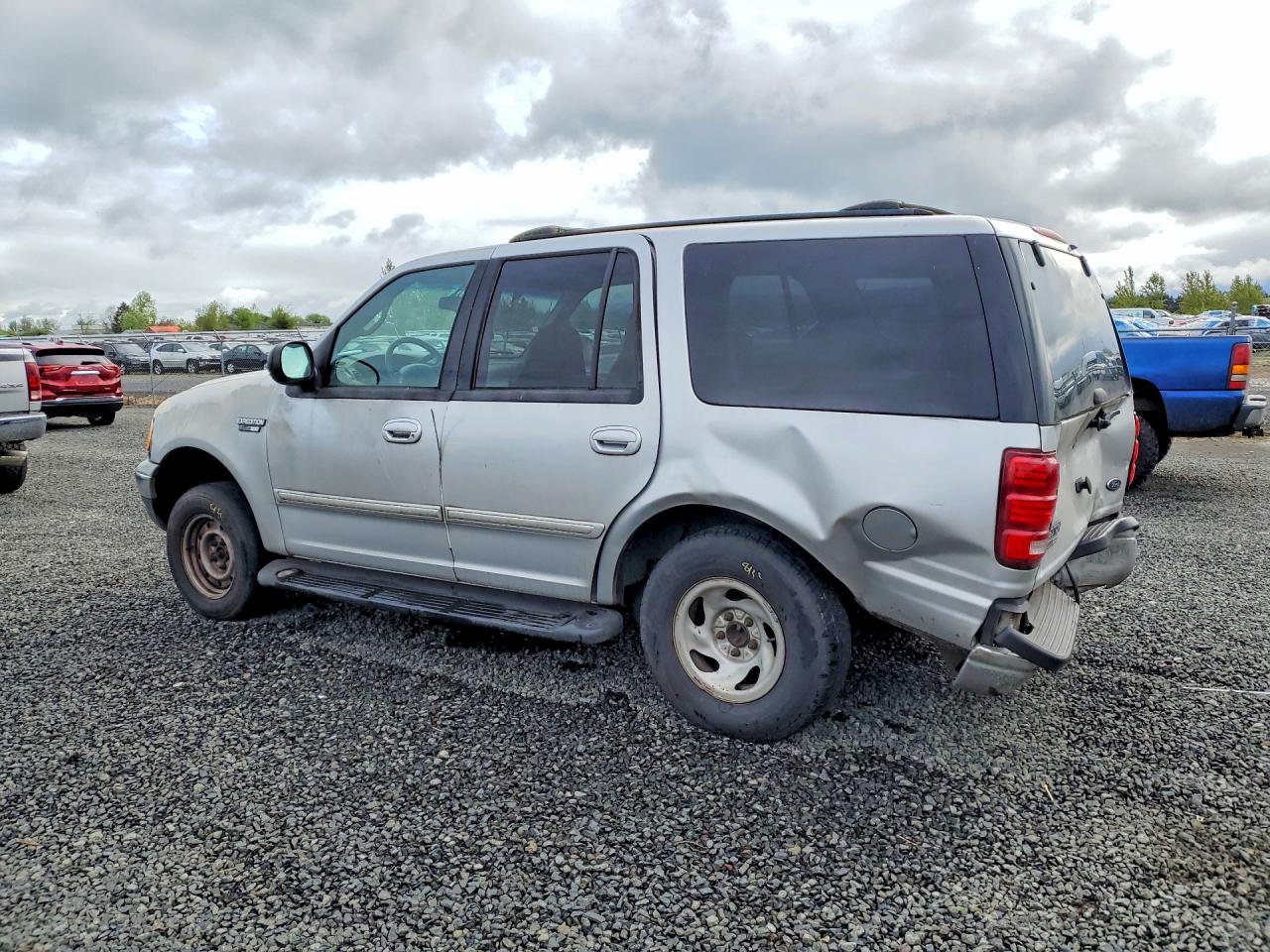 2002 FORD EXPEDITION XLT photo 4