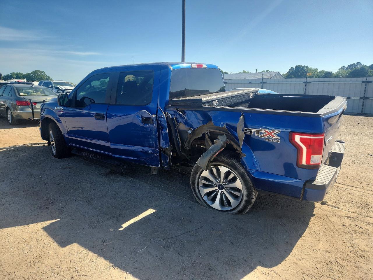 2017 FORD F150 SUPERCREW photo 3