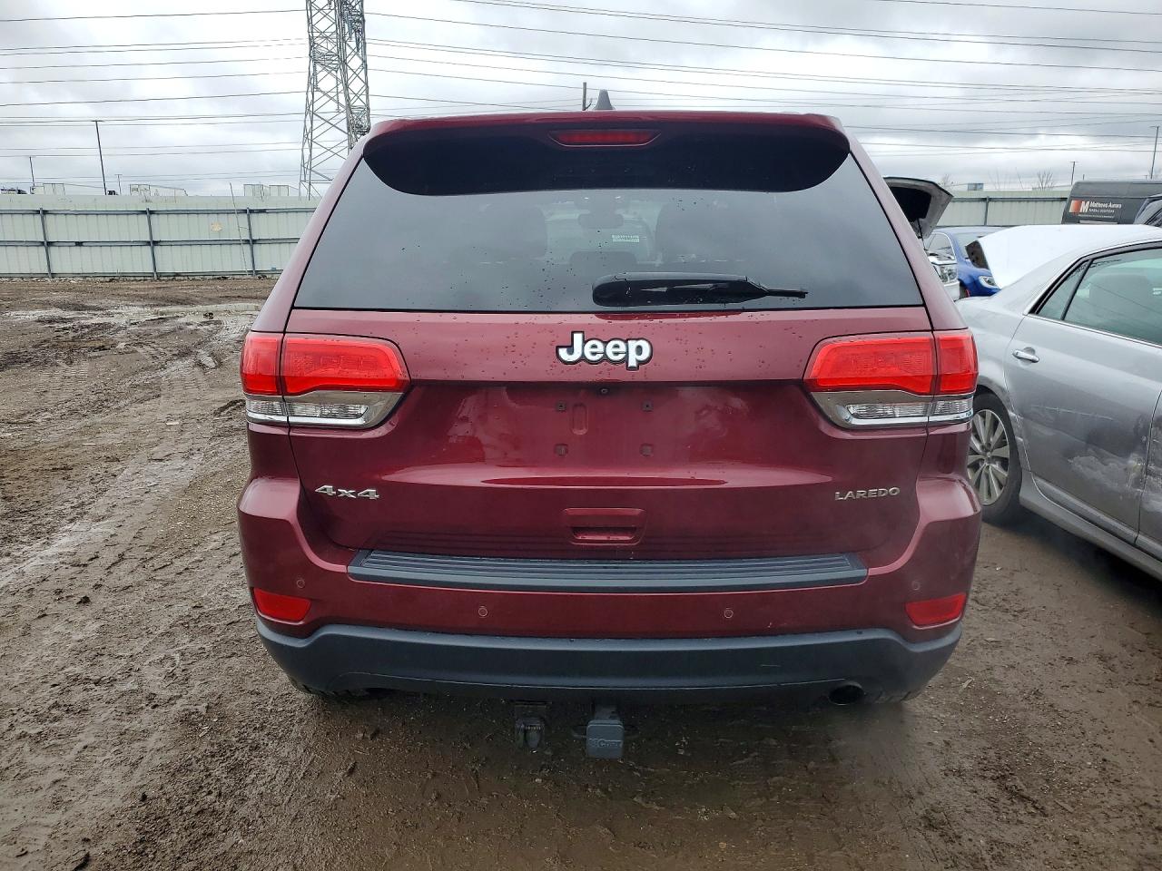 2018 JEEP GRAND CHEROKEE LAREDO photo 16