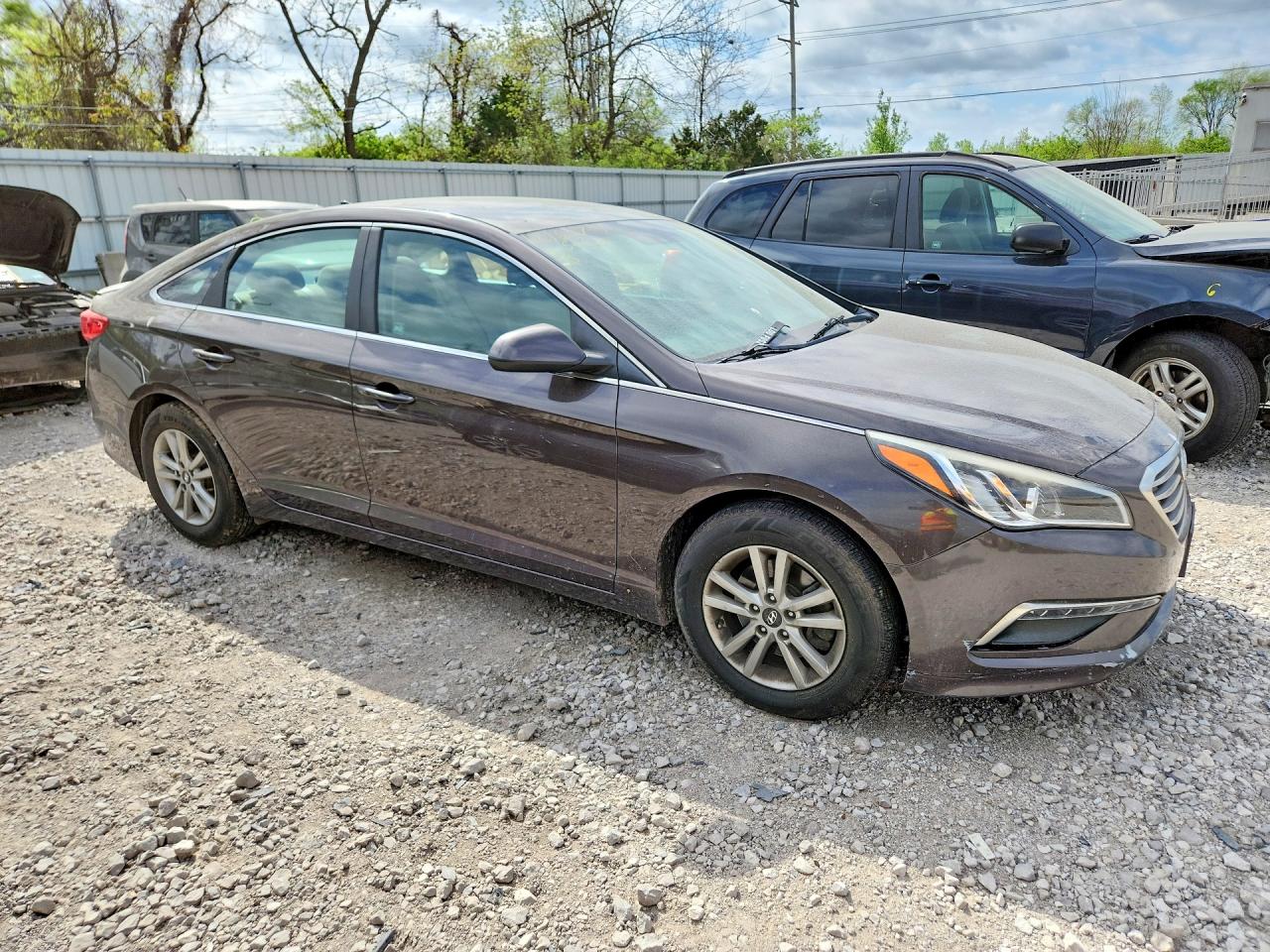 2015 HYUNDAI SONATA SE photo 10