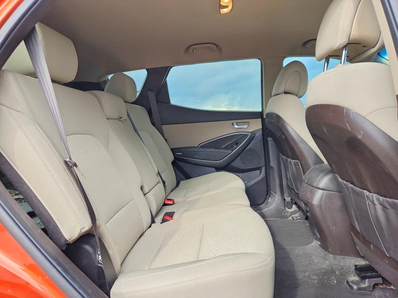 2017 HYUNDAI SANTA FE SPORT 2.4L photo 19