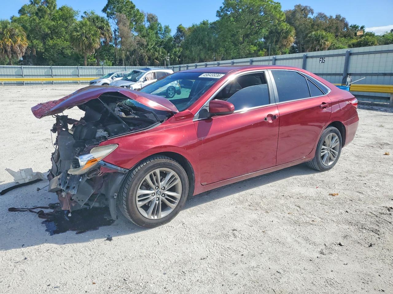 2016 TOYOTA CAMRY
