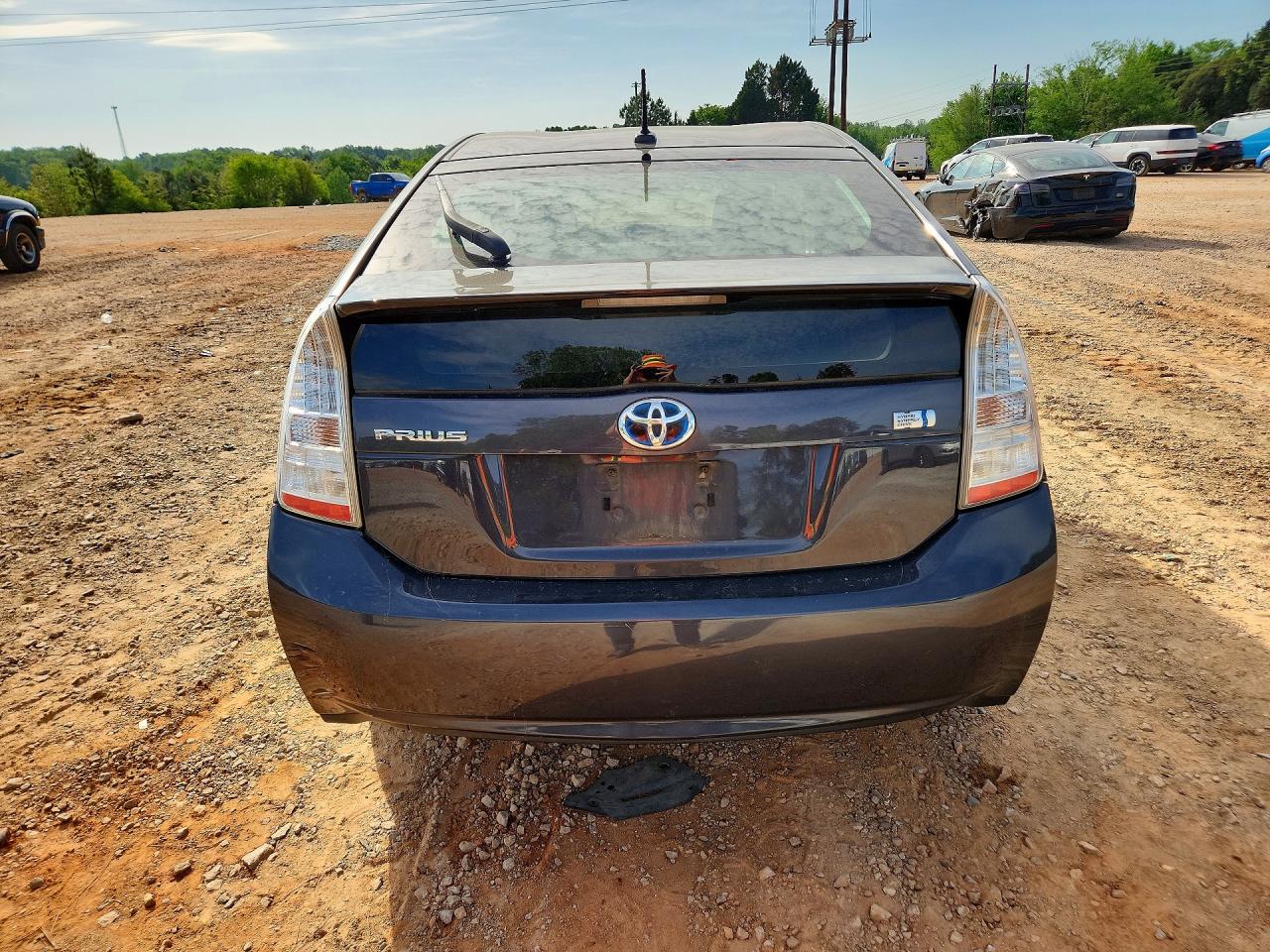 2011 TOYOTA PRIUS TWO photo 11