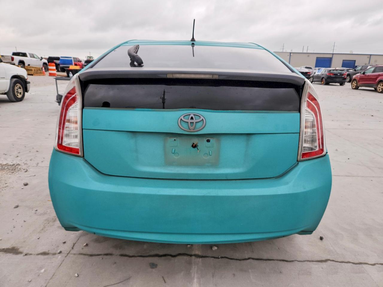 2012 TOYOTA PRIUS TWO photo 11
