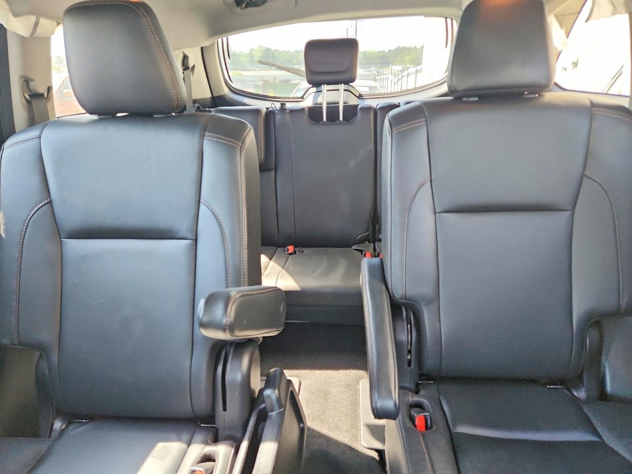 2018 TOYOTA HIGHLANDER XLE photo 19
