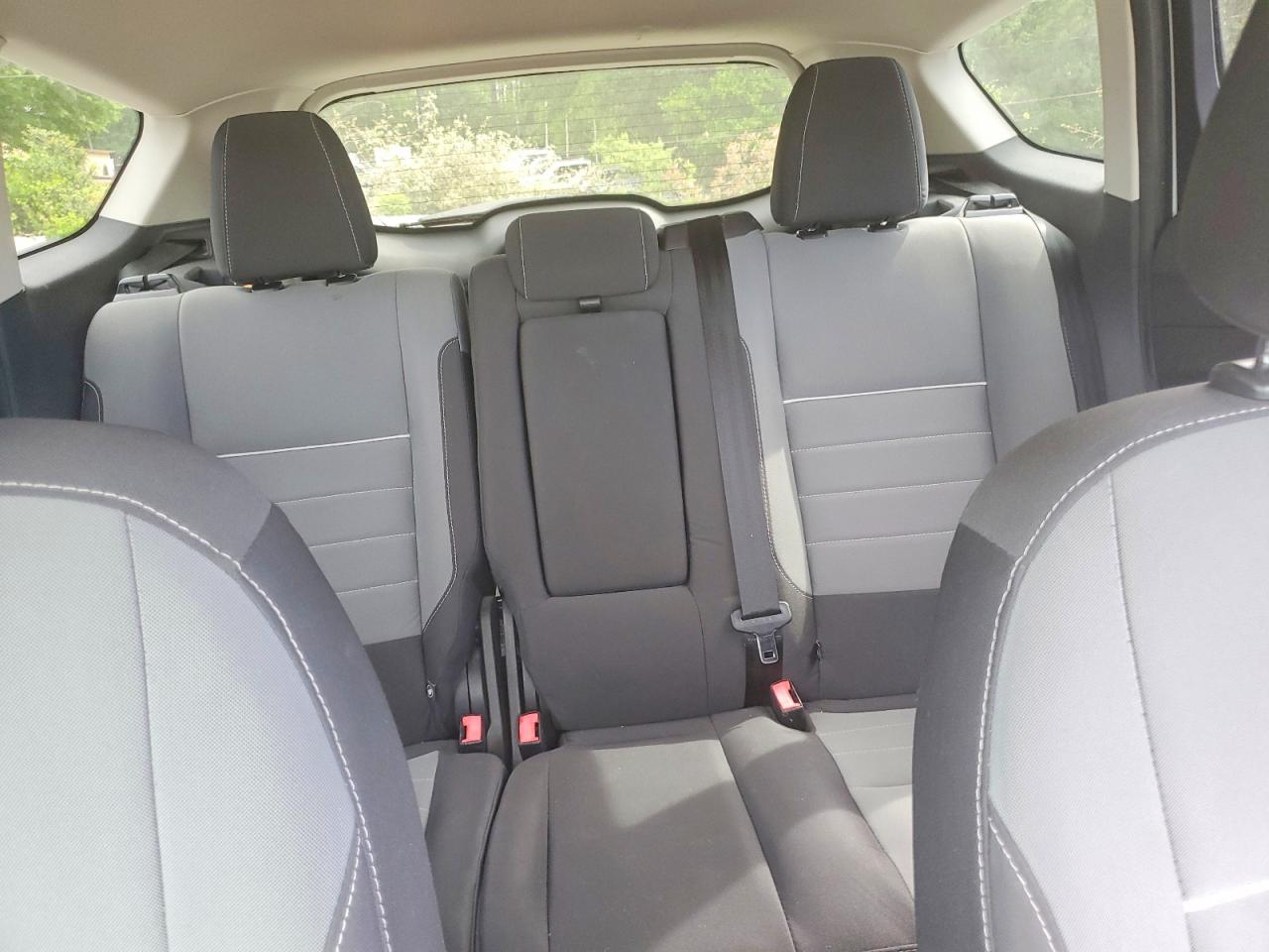 2015 FORD ESCAPE SE photo 19