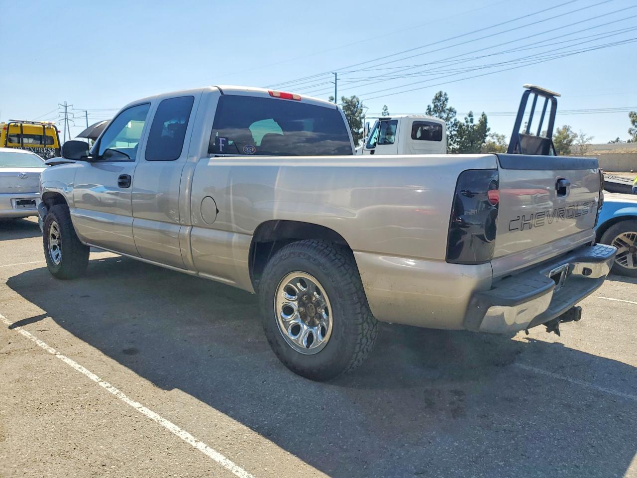 2006 CHEVROLET SILVERADO C1500 photo 3