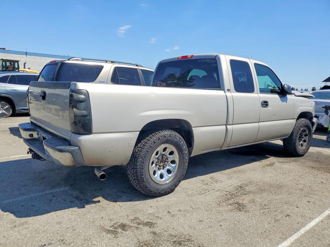 2006 CHEVROLET SILVERADO C1500 photo 5