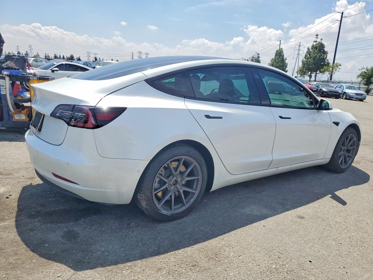 2022 TESLA MODEL 3 photo 3