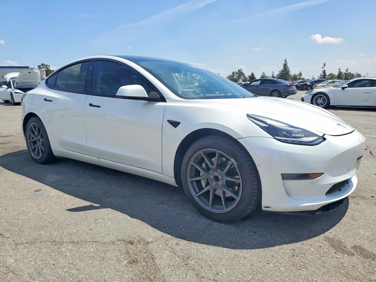 2022 TESLA MODEL 3 photo 4
