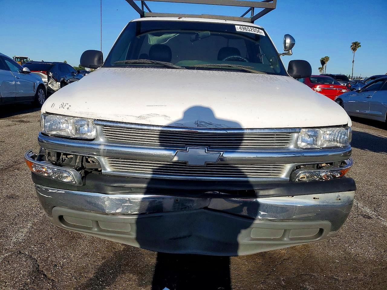 2002 CHEVROLET SILVERADO C2500 photo 9