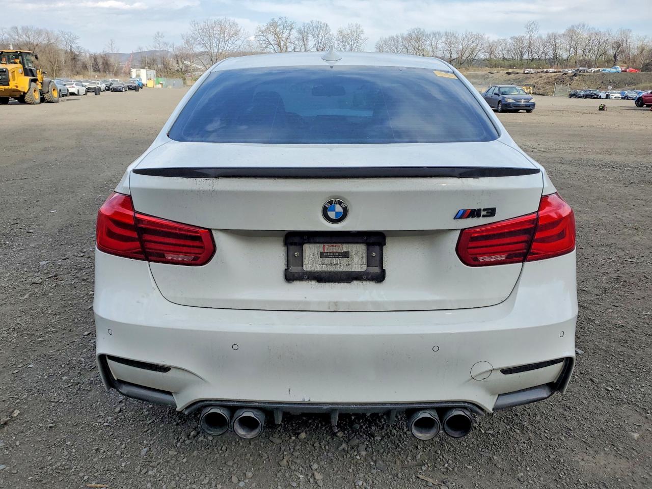 2017 BMW M3 photo 6