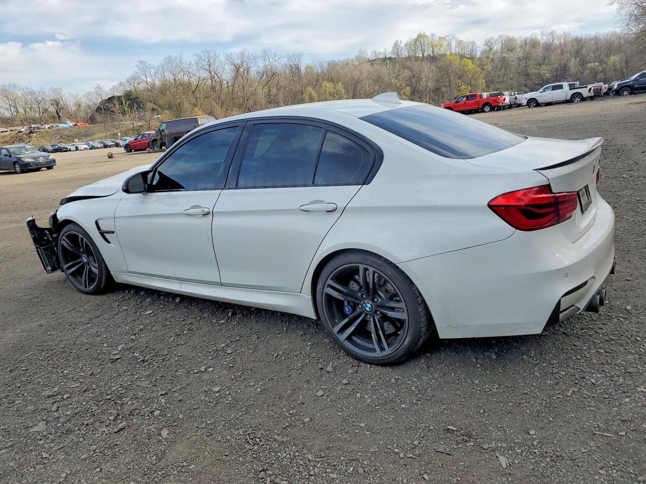 2017 BMW M3 photo 2