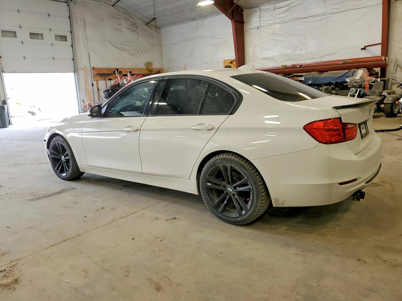 2013 BMW 328 XI SULEV photo 3