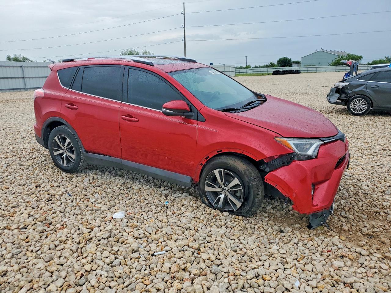 2016 TOYOTA RAV4 XLE photo 7