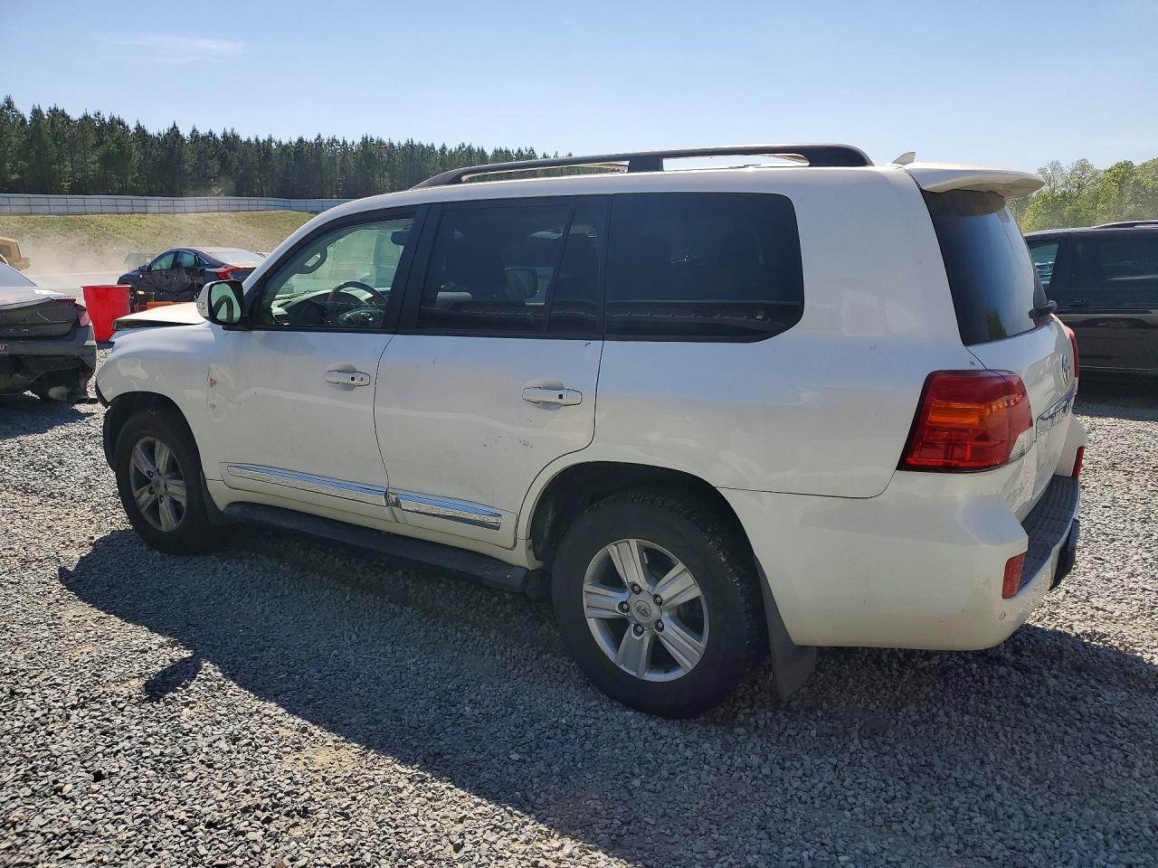 2014 TOYOTA LAND CRUISER BASE photo 3