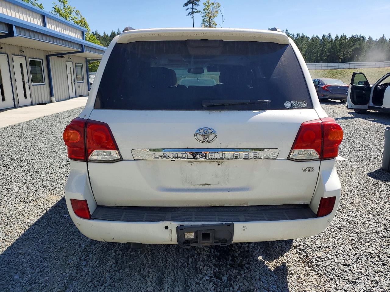 2014 TOYOTA LAND CRUISER BASE photo 11