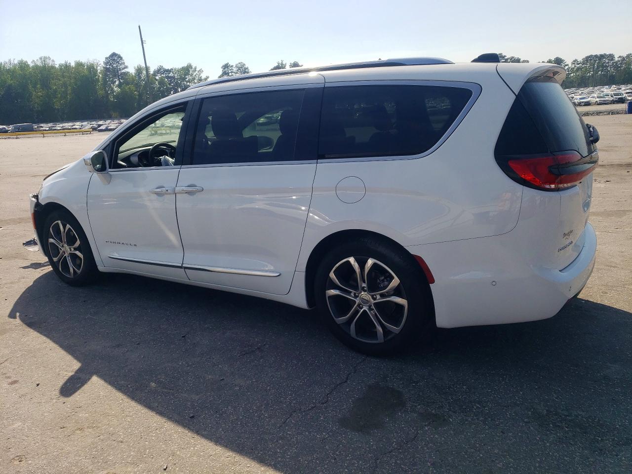 2024 CHRYSLER PACIFICA PINNACLE photo 4