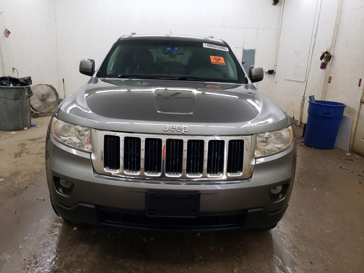 2011 JEEP GRAND CHEROKEE LAREDO photo 13