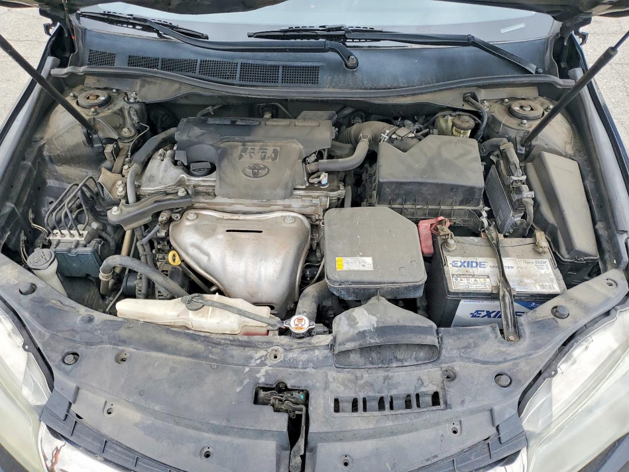 2016 TOYOTA CAMRY SE photo 11
