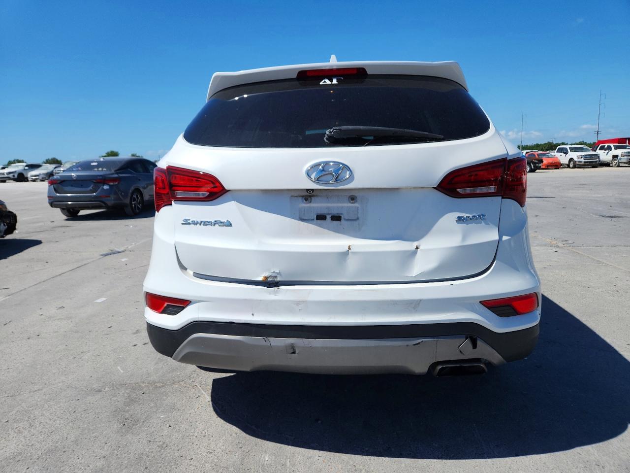 2017 HYUNDAI SANTA FE SPORT 2.4L photo 11