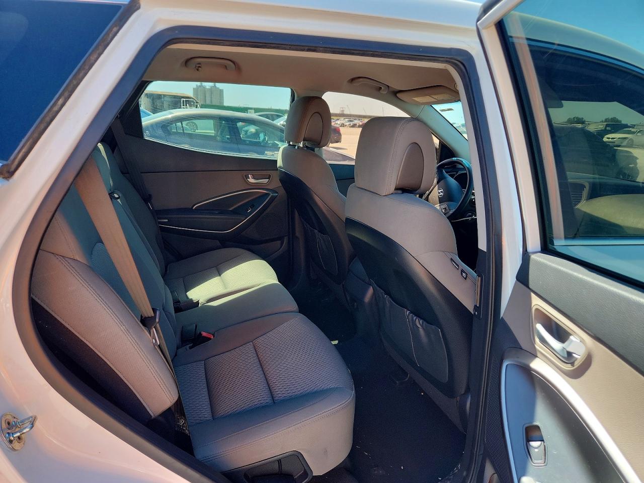 2017 HYUNDAI SANTA FE SPORT 2.4L photo 19