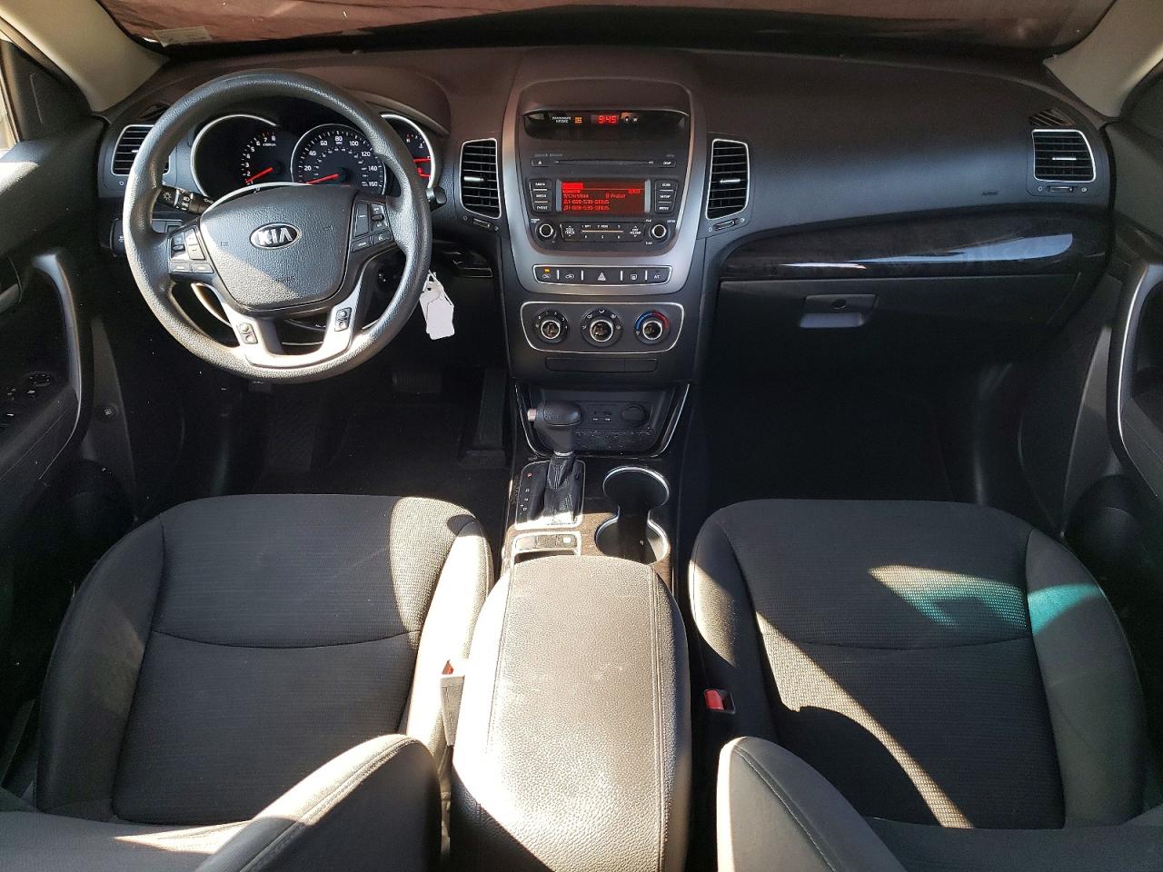 2014 KIA SORENTO LX photo 15