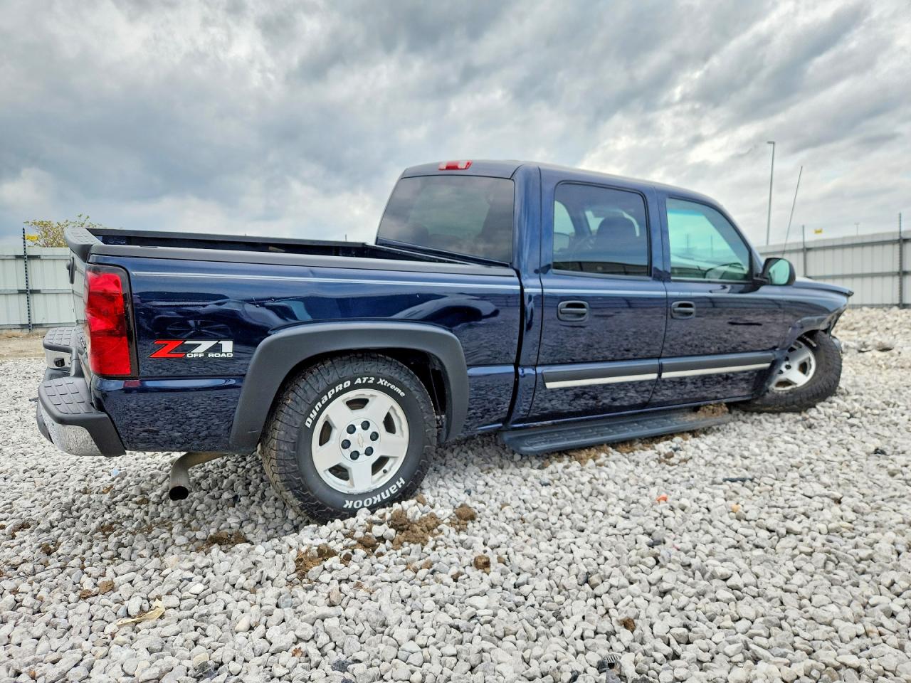 2005 CHEVROLET SILVERADO K1500 photo 5