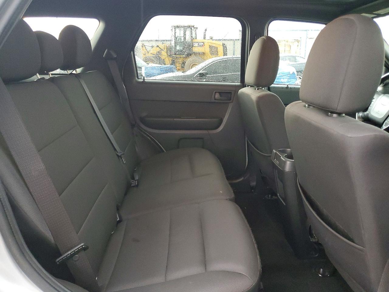 2011 FORD ESCAPE XLT photo 19