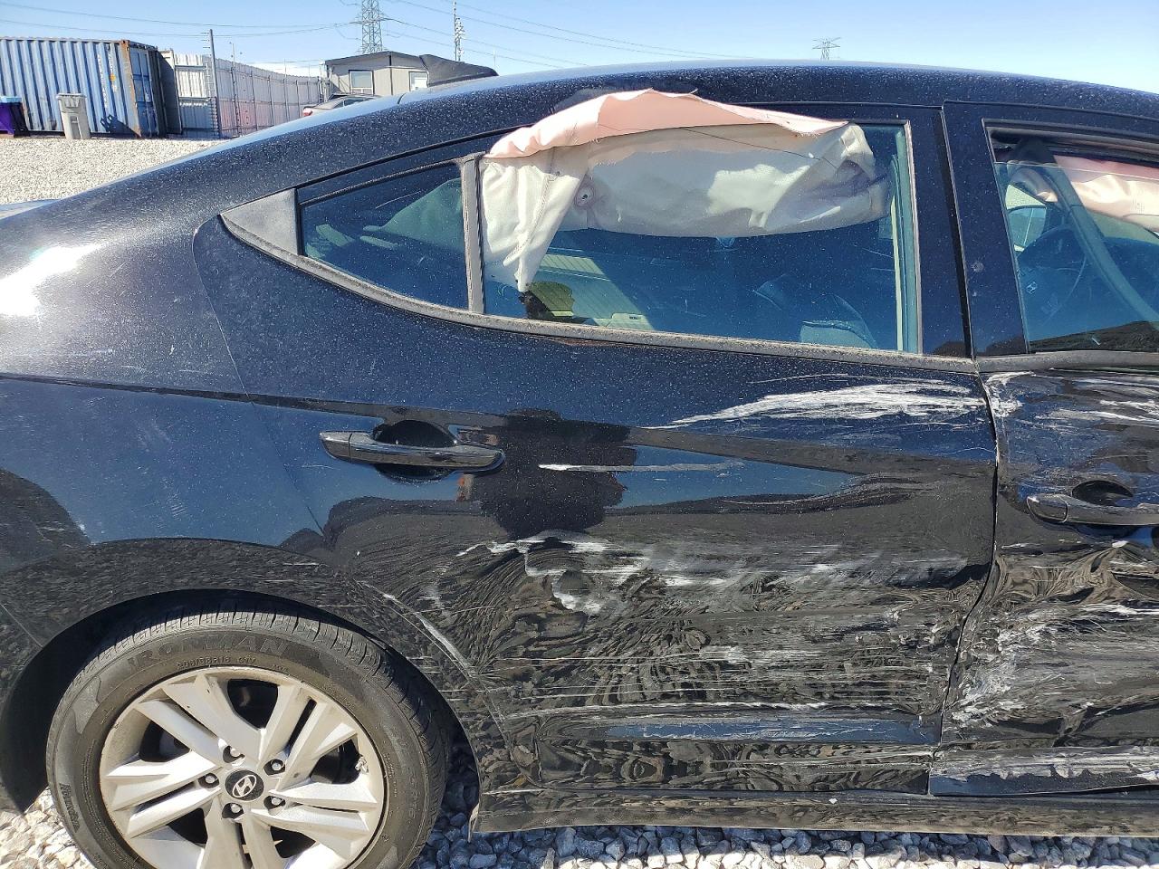 2019 HYUNDAI ELANTRA SEL photo 19