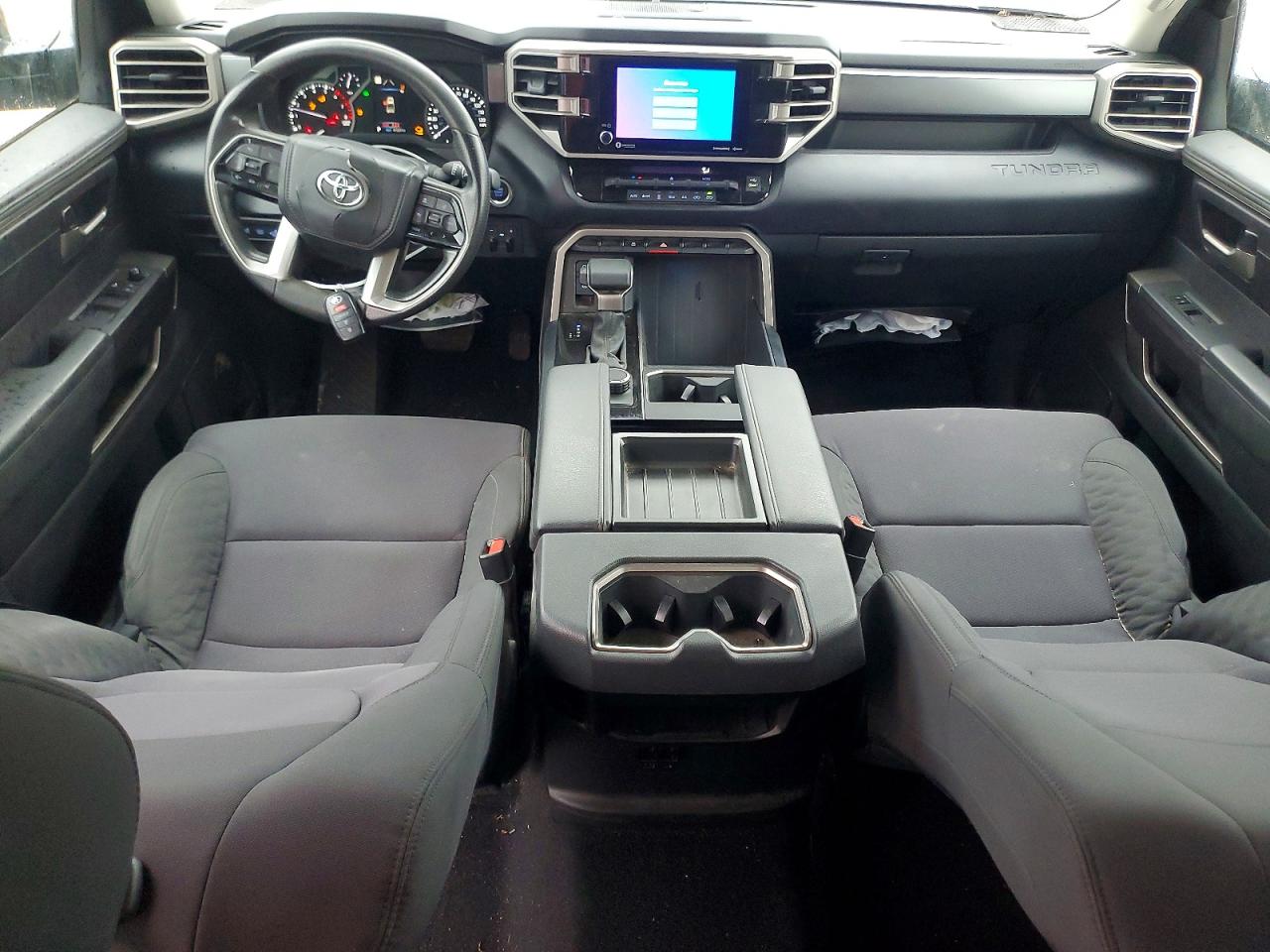 2024 TOYOTA TUNDRA CREWMAX SR5 photo 8