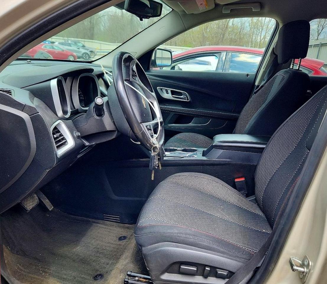 2015 CHEVROLET EQUINOX LT photo 13
