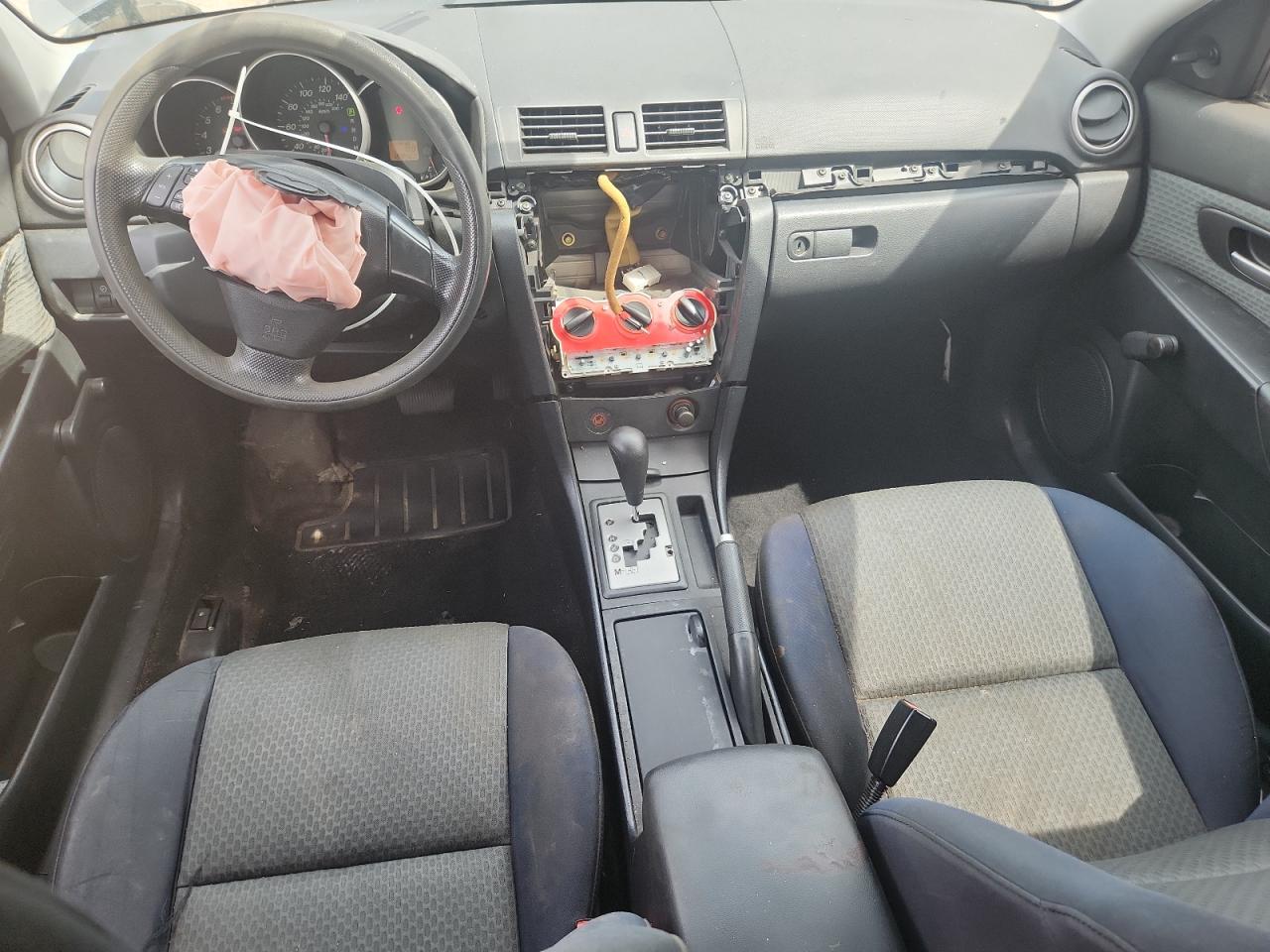 2004 MAZDA 3 I photo 8