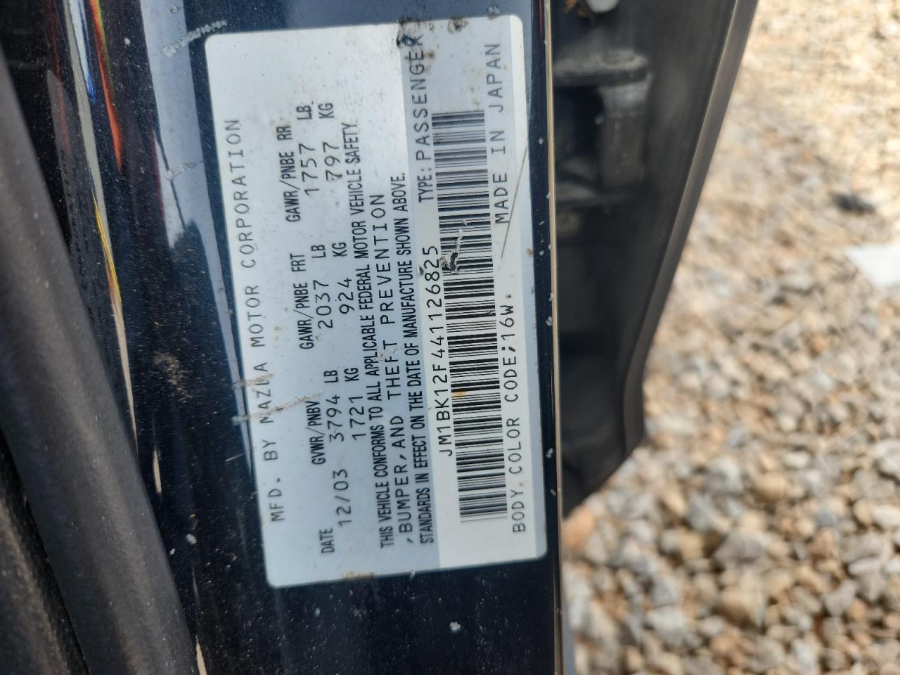 2004 MAZDA 3 I photo 12