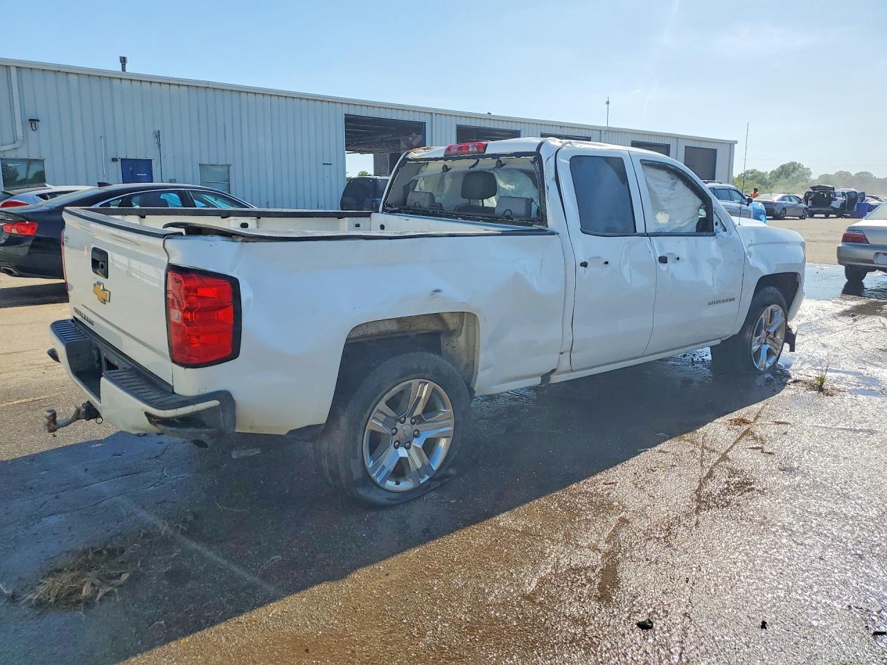2018 CHEVROLET SILVERADO C1500 CUSTOM photo 5