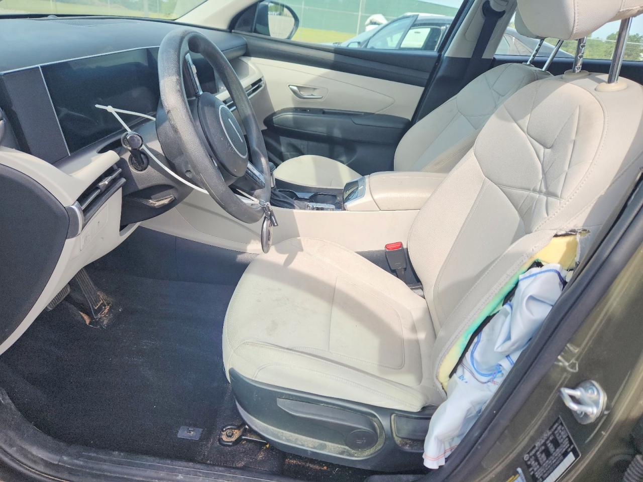 2025 HYUNDAI TUCSON SE photo 13