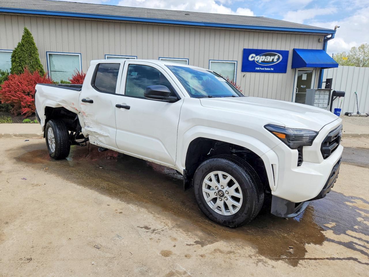 2024 TOYOTA TACOMA SR photo 7
