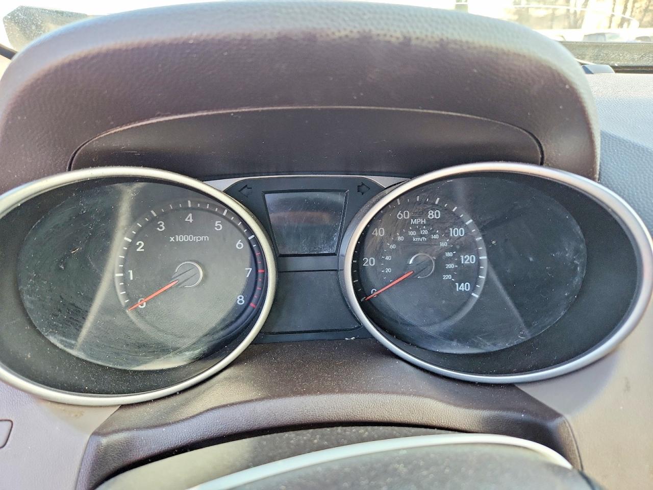 2015 HYUNDAI TUCSON SE photo 17
