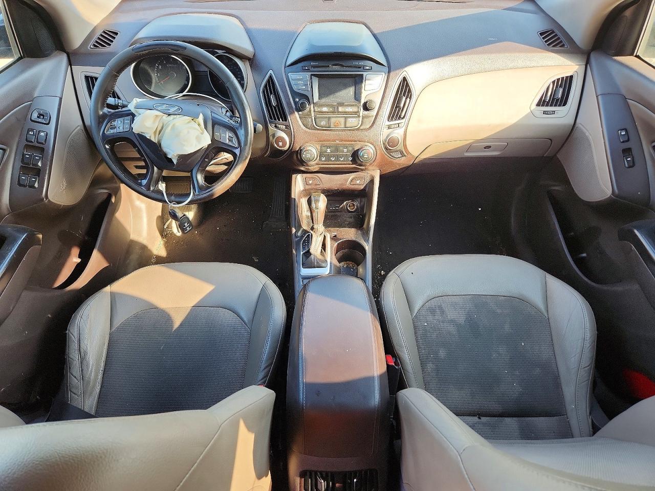 2015 HYUNDAI TUCSON SE photo 15