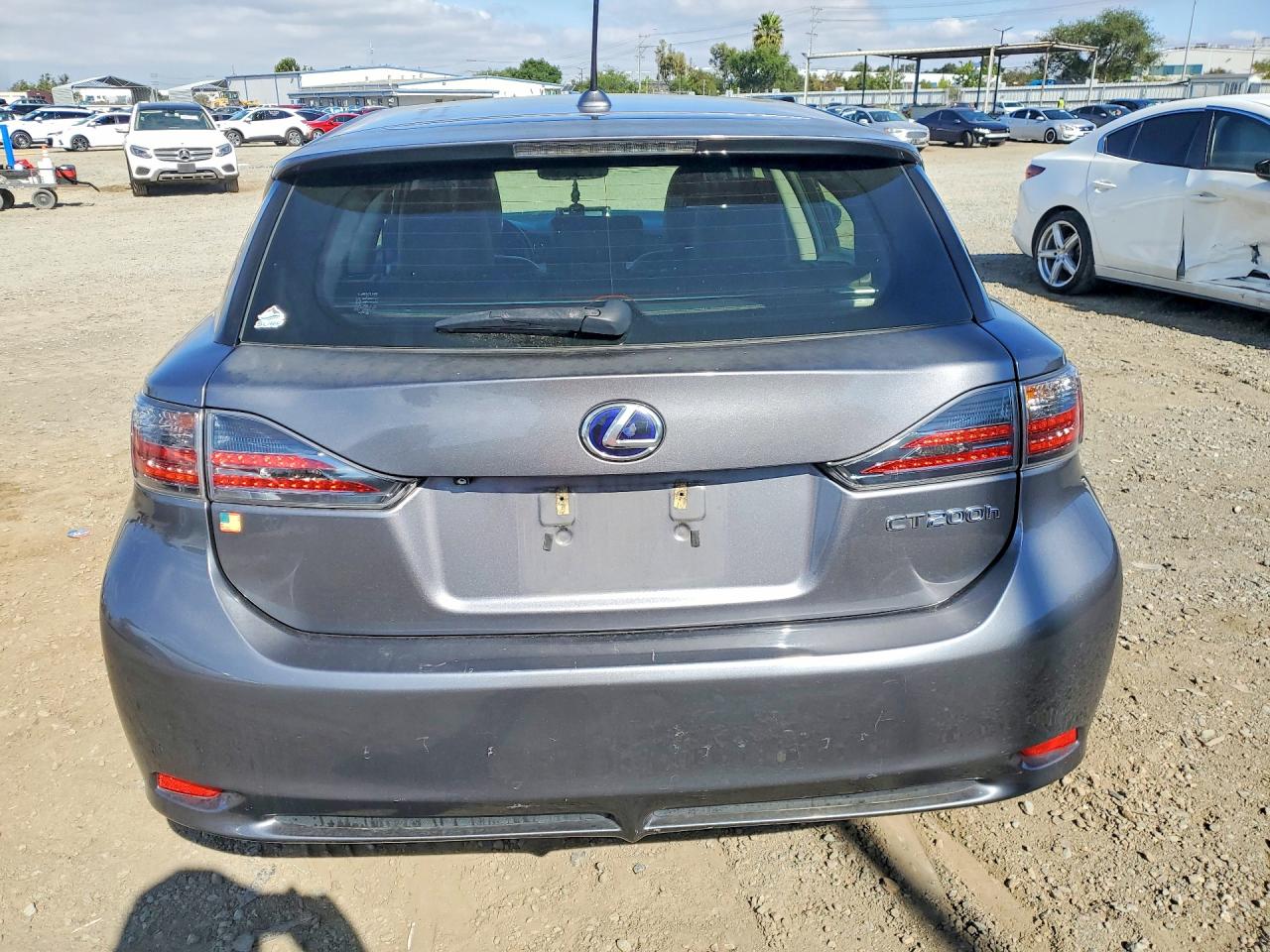 2013 LEXUS CT 200 photo 16