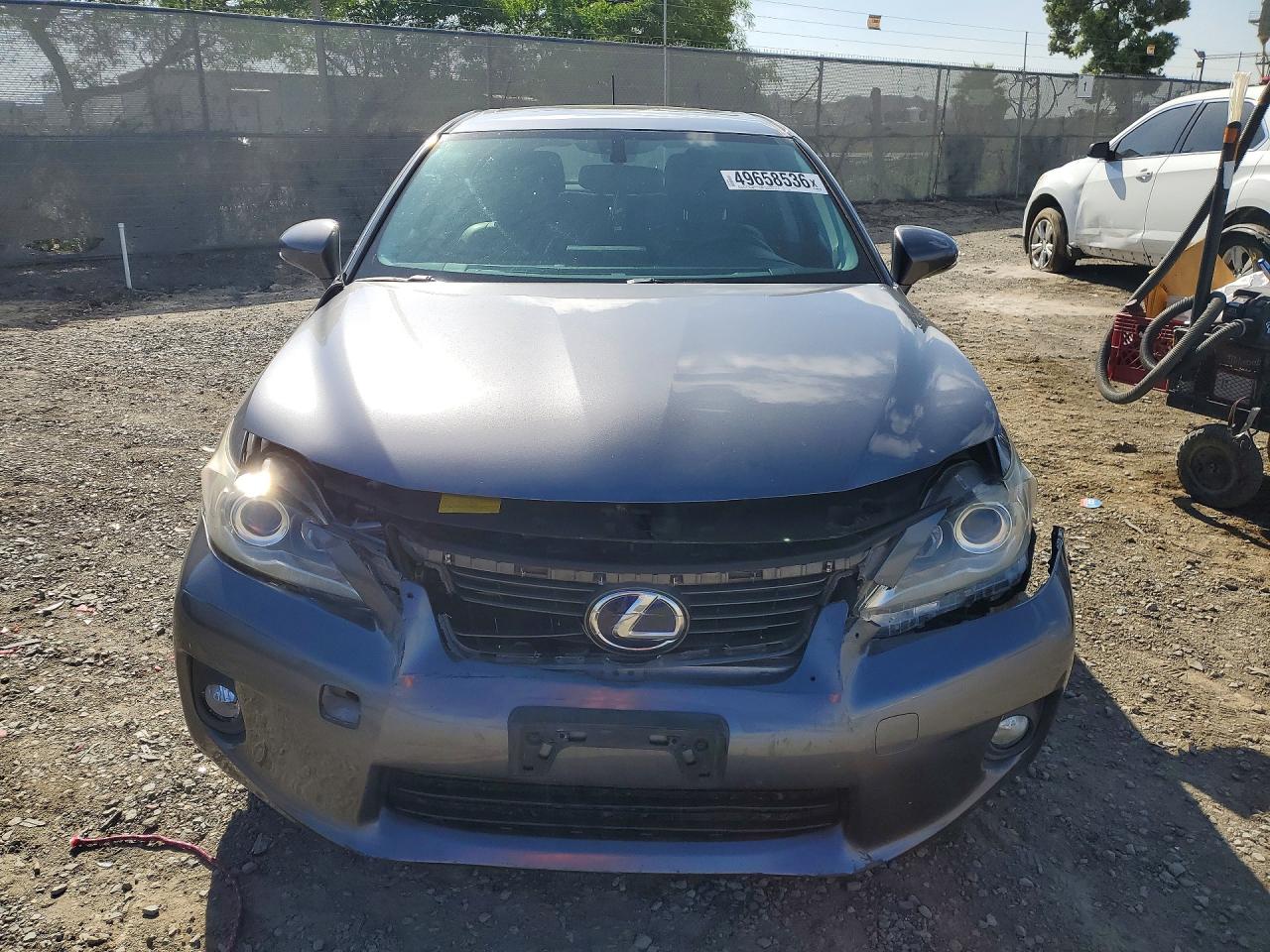 2013 LEXUS CT 200 photo 13