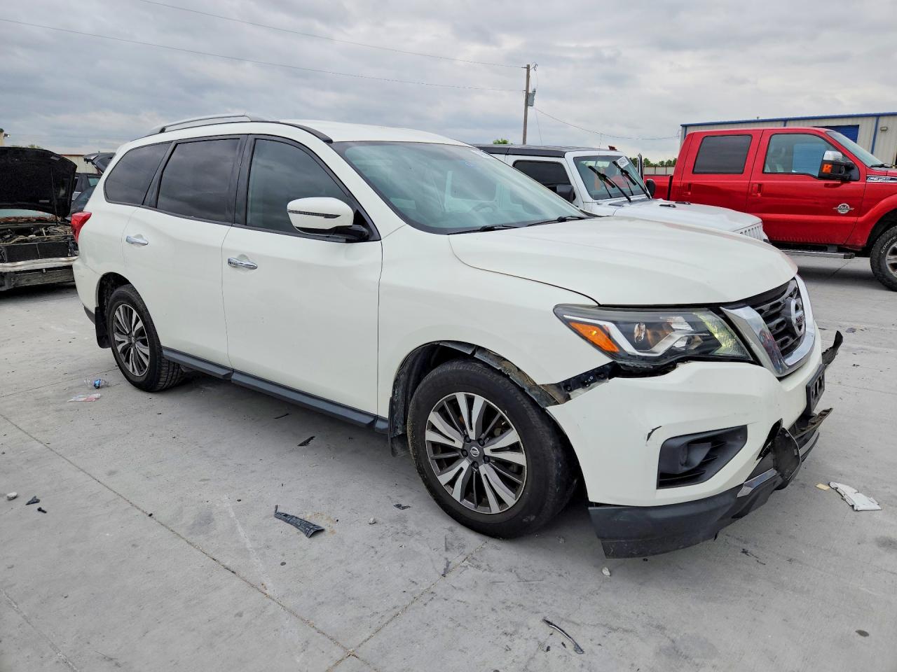 2017 NISSAN PATHFINDER S photo 7