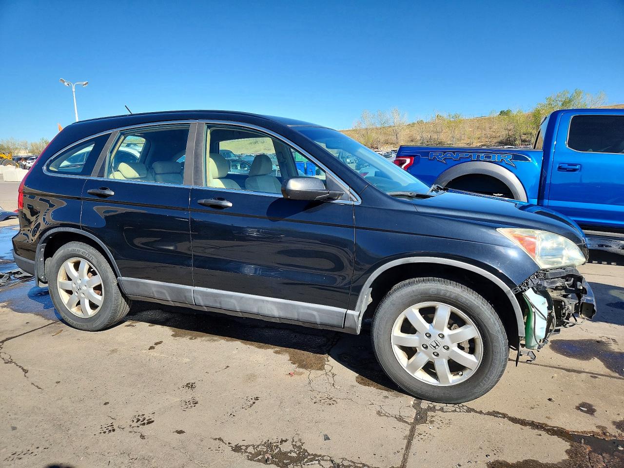 2008 HONDA CR-V LX photo 4