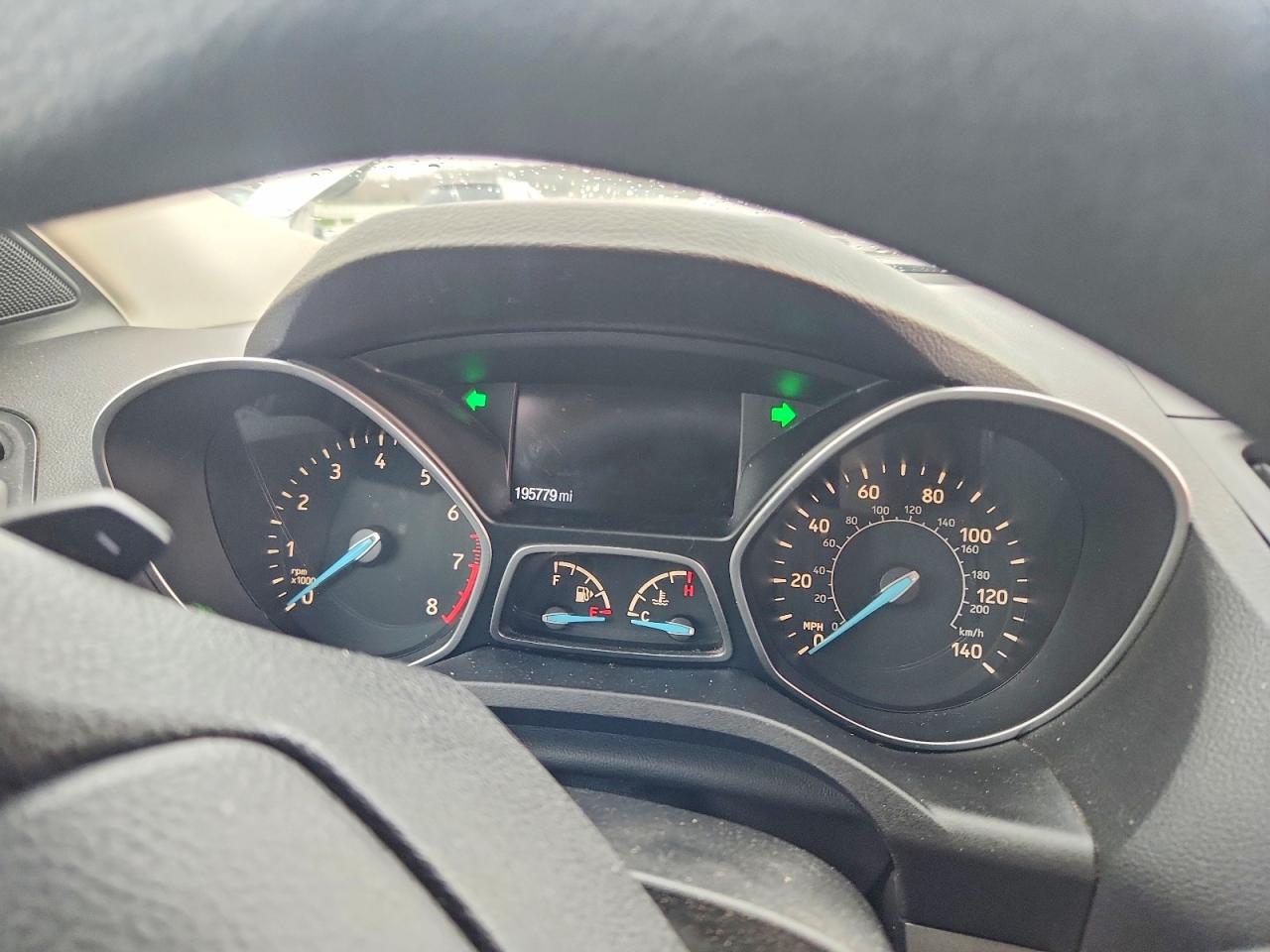 2017 FORD ESCAPE SE photo 17